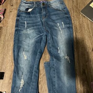 Blue/faded skinny jeans